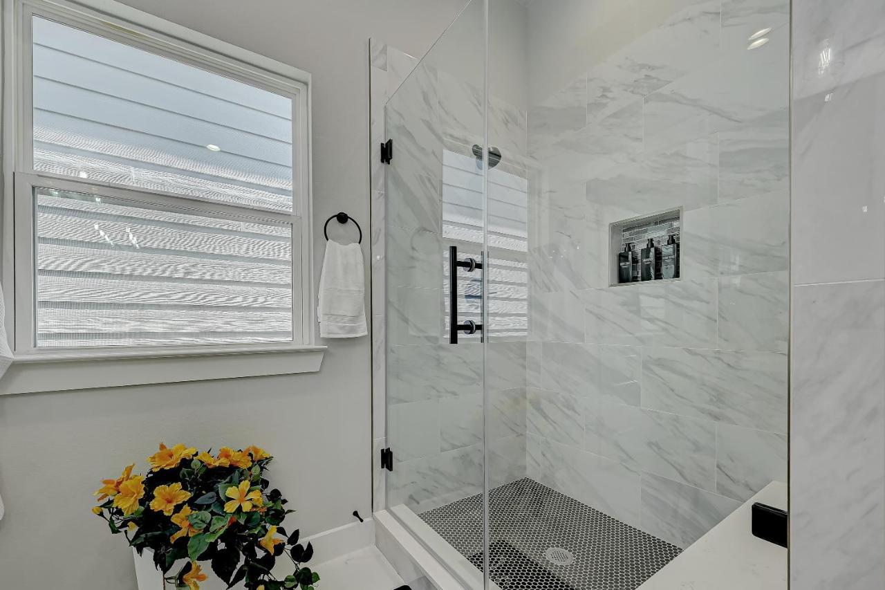Villa Elegant 3Br Haven- Games, Luxury & Lush Garden Houston Exterior foto
