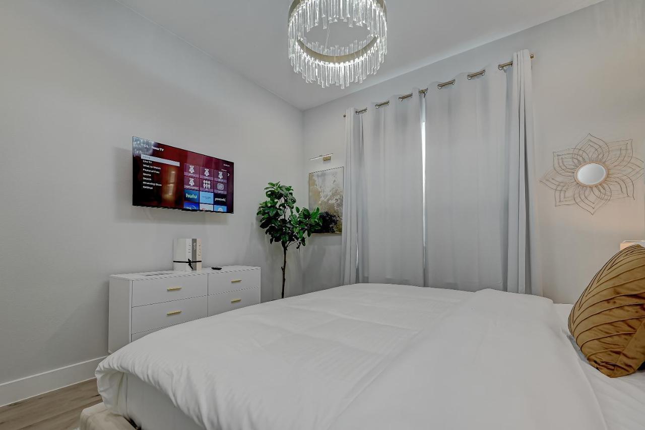 Villa Elegant 3Br Haven- Games, Luxury & Lush Garden Houston Exterior foto