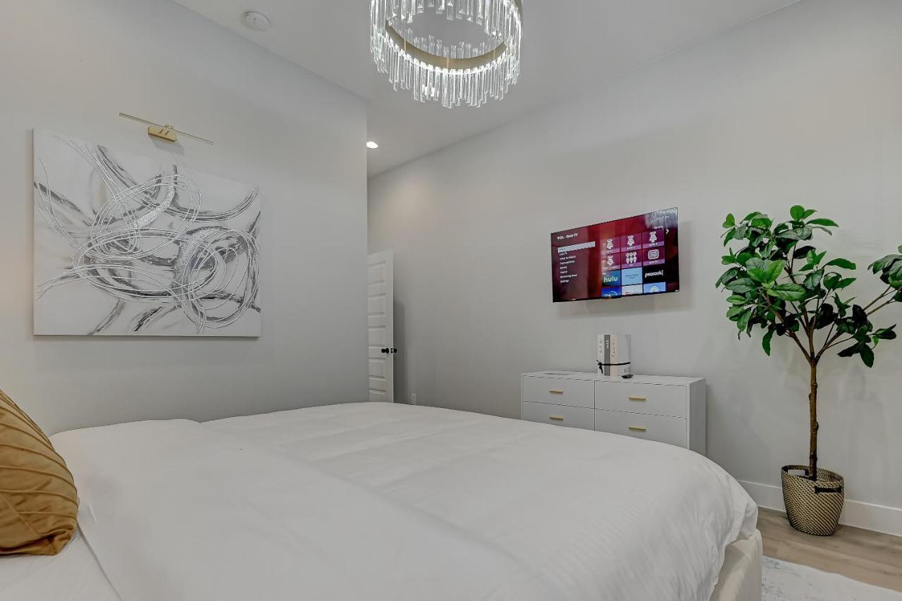 Villa Elegant 3Br Haven- Games, Luxury & Lush Garden Houston Exterior foto